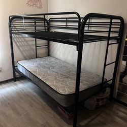 Metal Bunk Bed Without Mattresses 