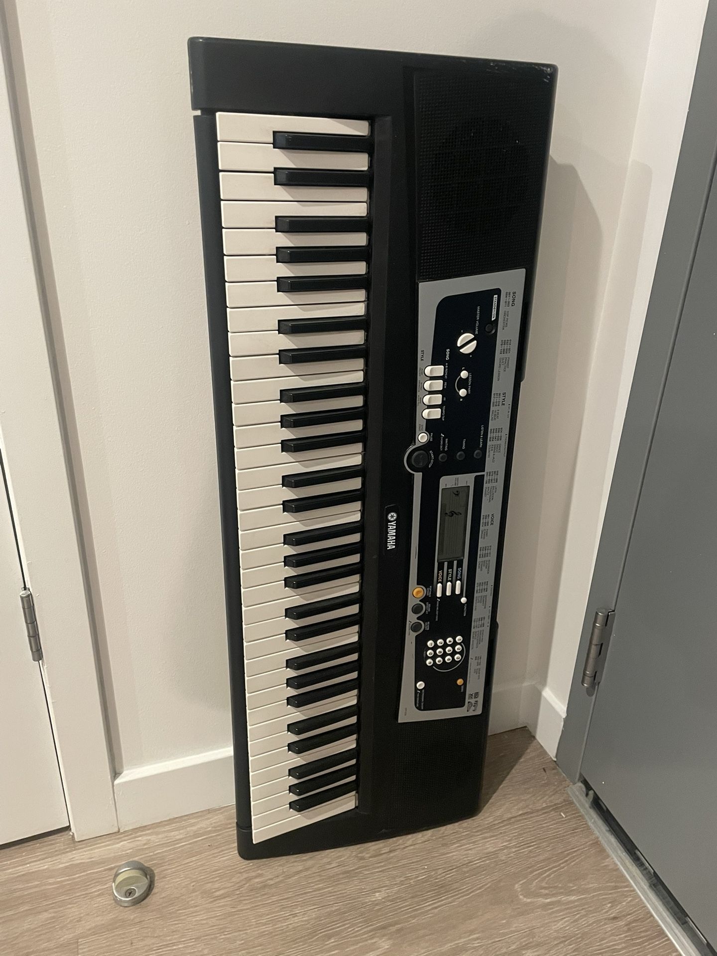 Yamaha Keyboard Piano