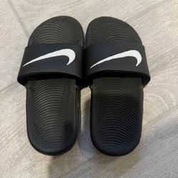 Kid Nike Sandles 