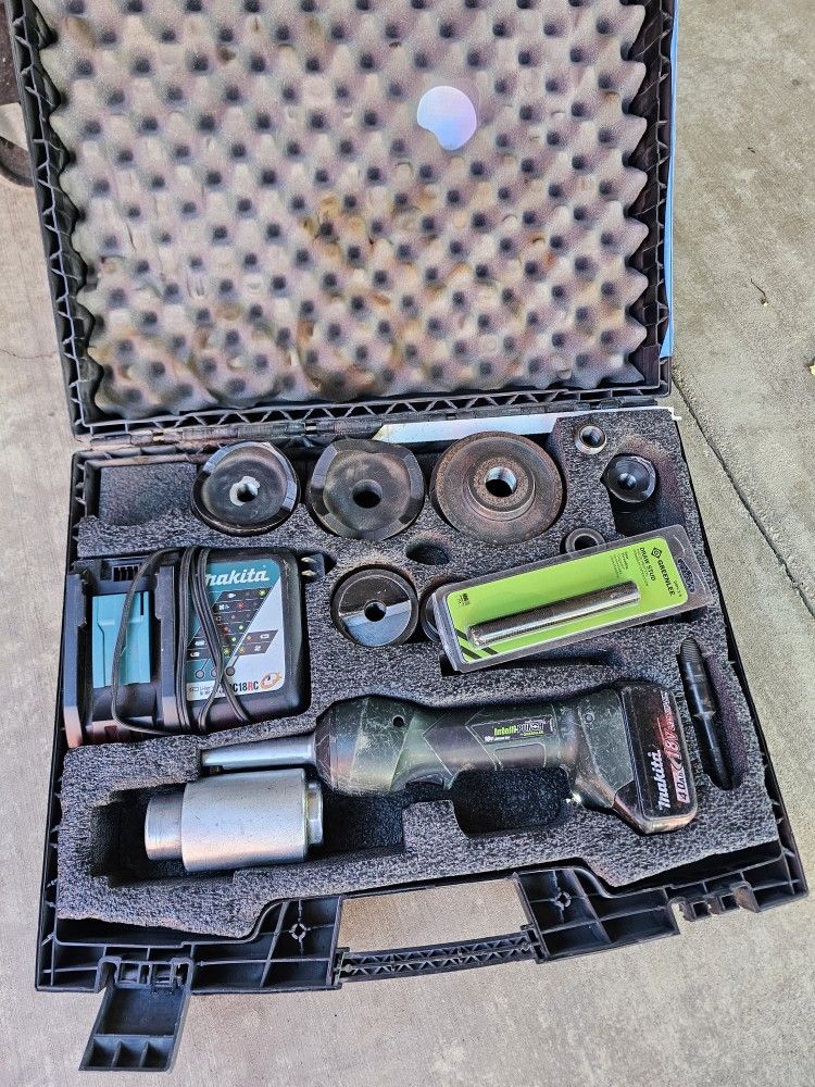 Gator Knock Out Set 1/2" To 4"