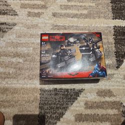 Batman Motorcycle Pursuit Lego