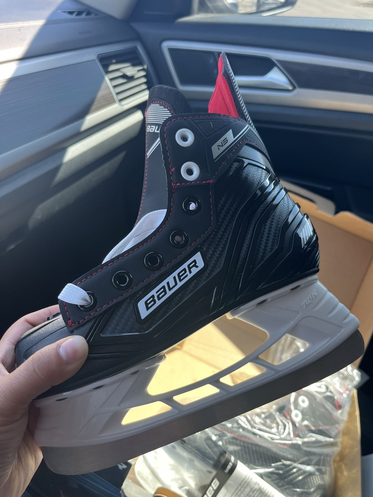 Bauer 13 Youth Hockey Skates