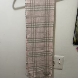 Burberry  kids   100%  Cashmere Scarf