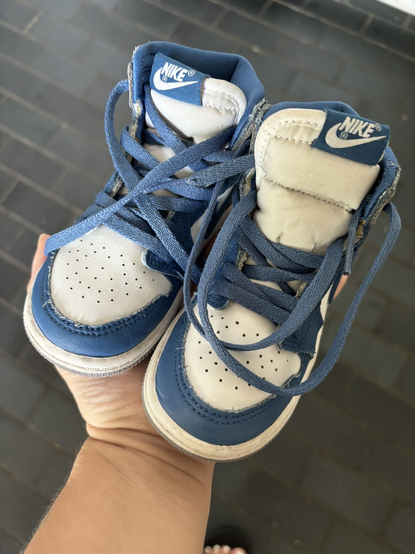 Nike Toddler Sz 8C Good Condition