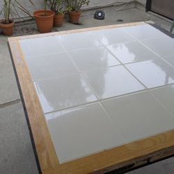 Extendsble Dining Table