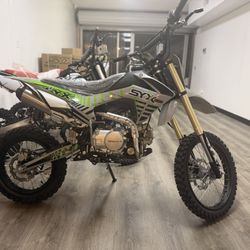 Brand New Dirt Bike 