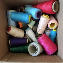Free sewing yarn string