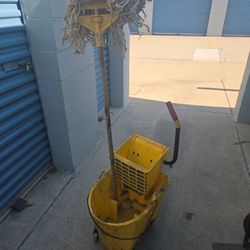 Commercial Mop Bucket 