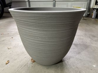 Planter Pots -2 $20 each