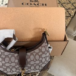 BRAND NEW COACH BAG 