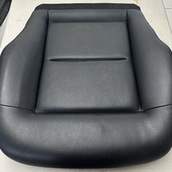 2010-2016 Mercedes-Benz E350 Sedan Front Right Passenger Lower Cushion Black