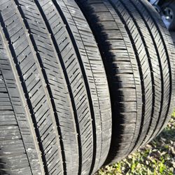 2 Tires 275/40/22 Same 275/40r22 