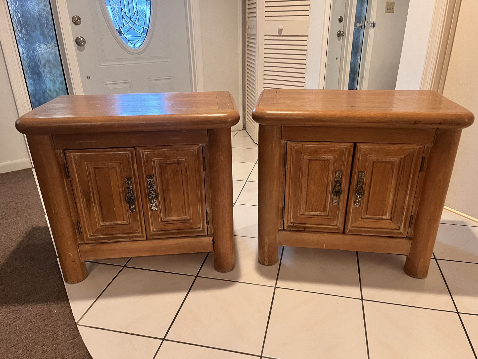 2 Solid Wood Night Stands for Sale in Lake Worth, FL OfferUp