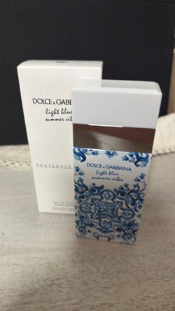 Dolce &Gabbana light blue summer vibes