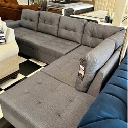 Grey linen Sectional & Ottoman