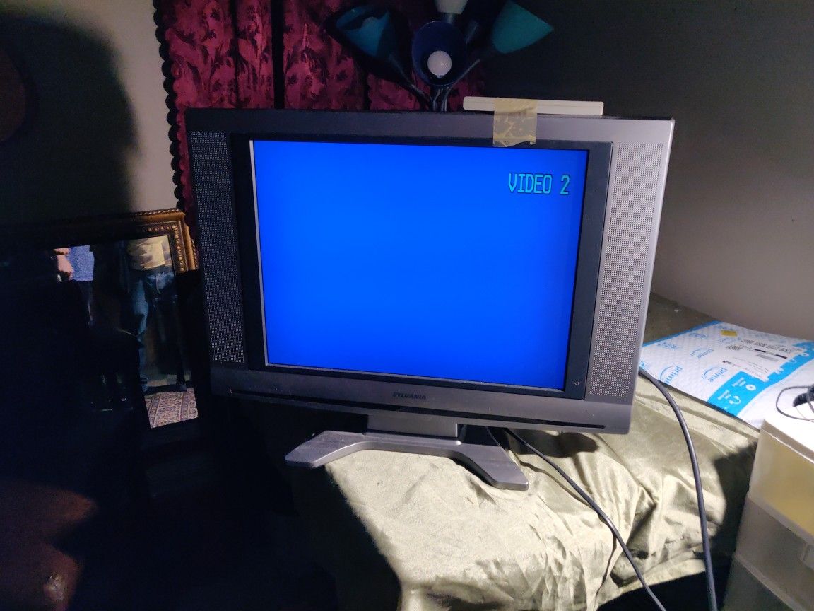 sylvania tv 20 "