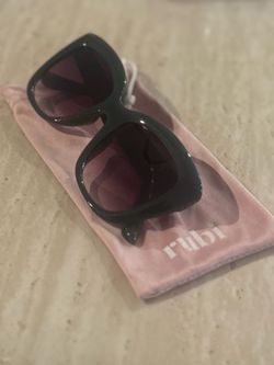 Stylish Rubi Dark Green Sunglasses w/ Original Soft Pouch