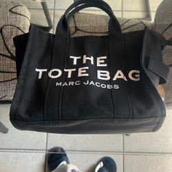 Marc Jacob’s The Tote Bag