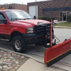 2001 7.3 F250 With 9’ Boss Snow plow and salt spreader