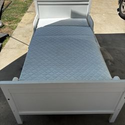 Twin Bed 
