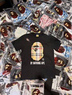 Bape tees 🛍️