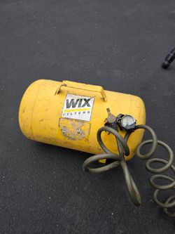5 Gallon Portable Air Tank 125 Max PSI  Yellow Gage included