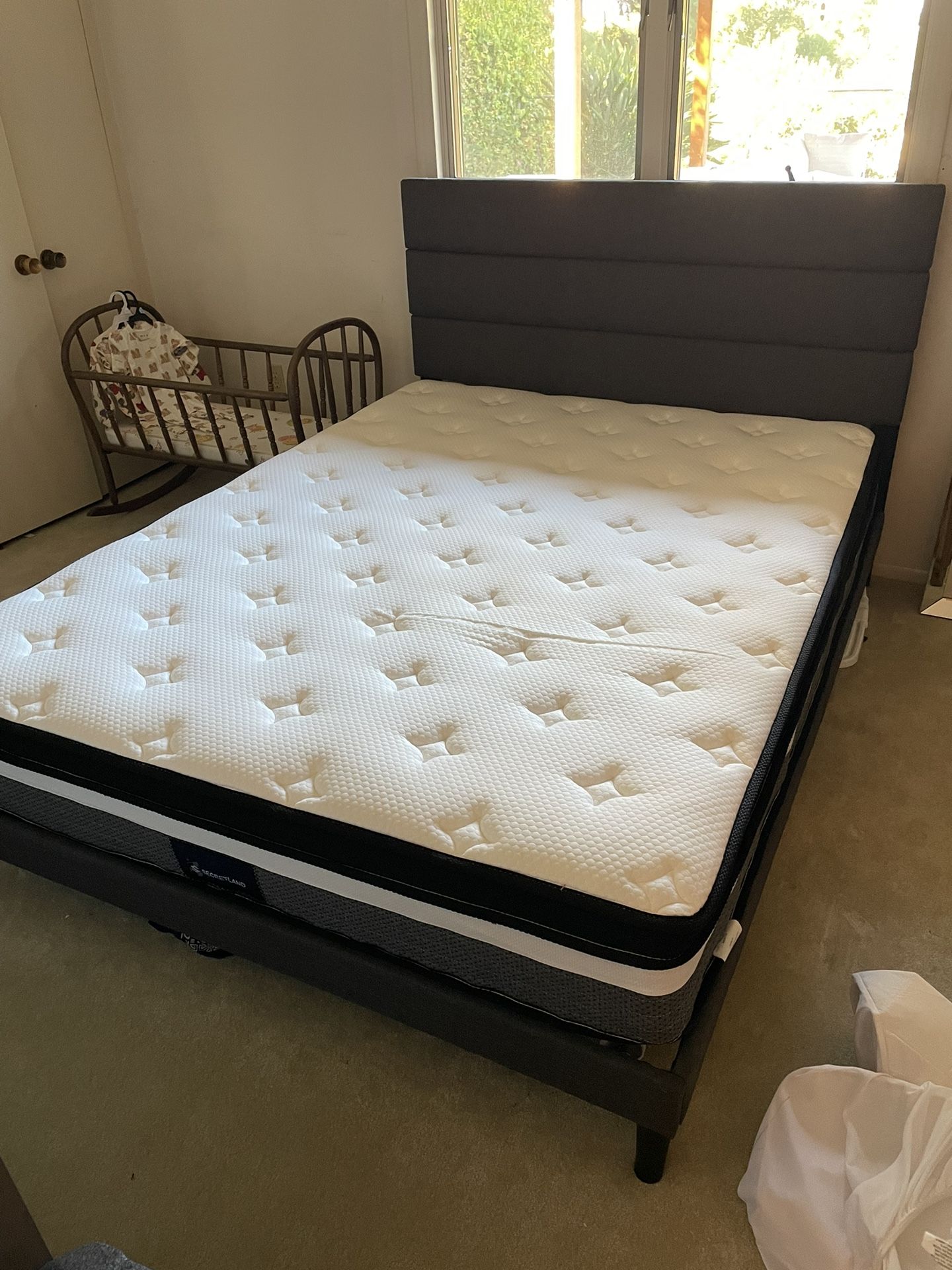 Queen Bed Frame With Mattress