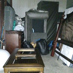 Storage unit Sale 