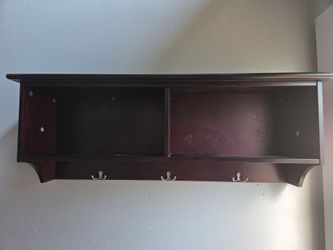 Wall mounted coat rack