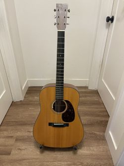 Martin D-18