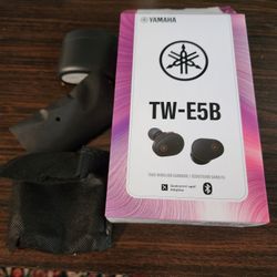 Yamaha TW-E5B New Open Box