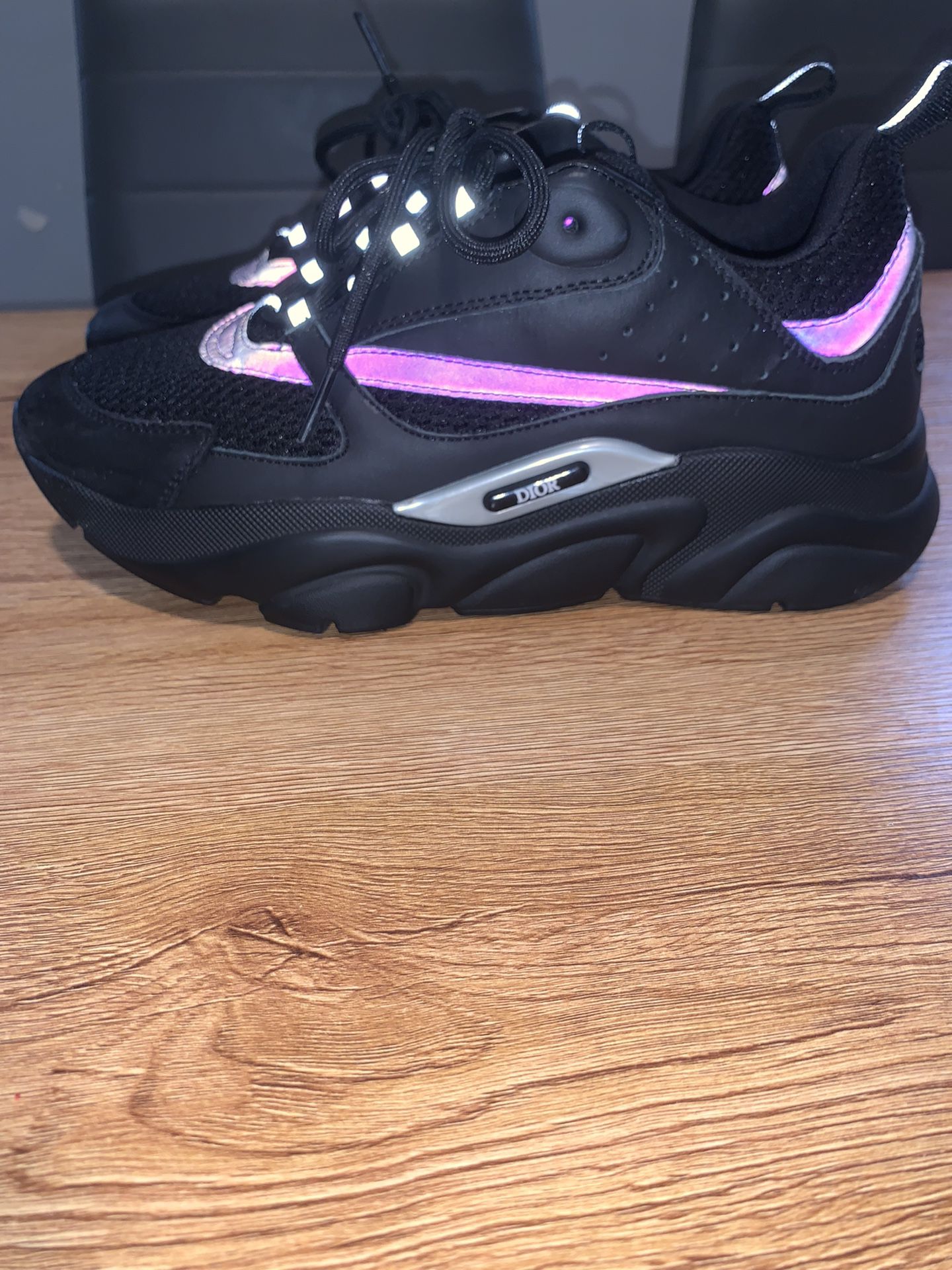 B22 Dior Sneakers Black Technical Mesh and Smooth Calfskin for Sale in  Chicago, IL - OfferUp