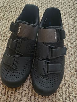 Shamino cyclist shoes new
