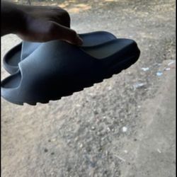 Mens Yeezy Slides 