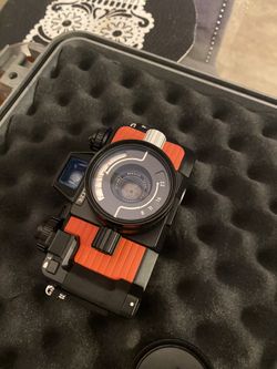 Nikonos V 50m Underwater Camera