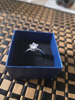 Women's size 10 ring