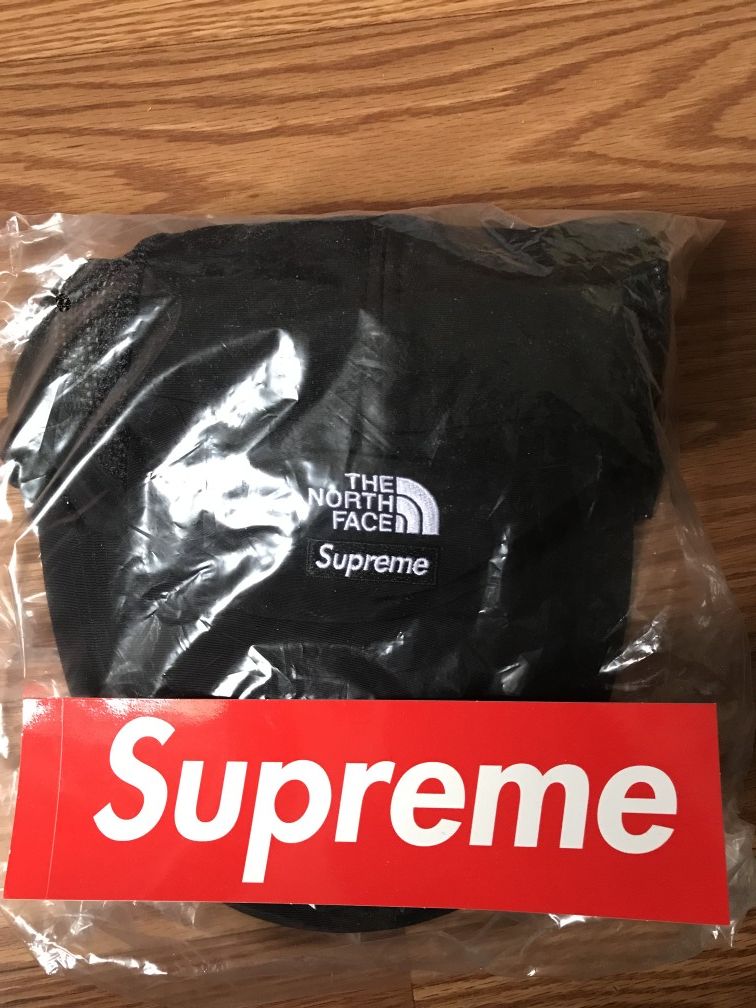 Supreme North Face Sunshield Hat