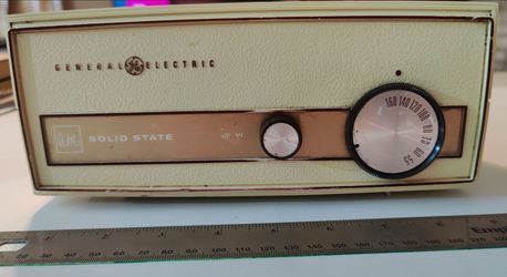 Vintage GE T-1130A Solid State AM Radio Bell White Mid Century Tabletop - TESTED WORKS