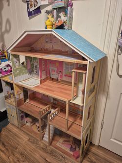 Doll House