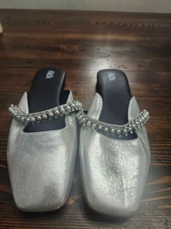 Size 8.5 Nordstrom Rack Silver