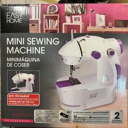 Mini sewing machine
