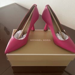 Michael Kors Pump