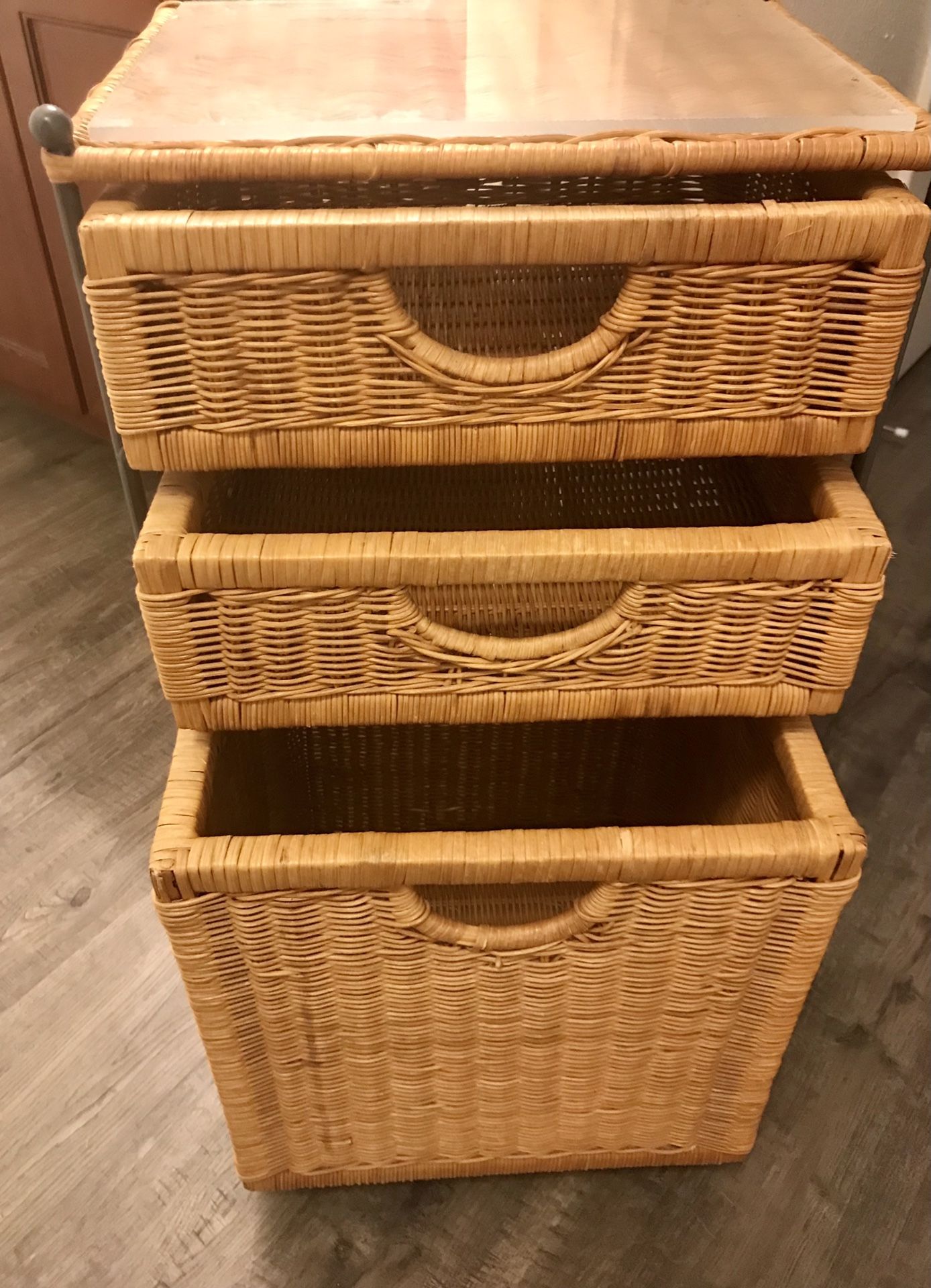 Wicker Basket Drawer 