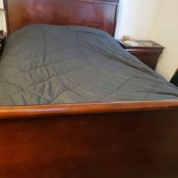 Beautiful Bed Set Real Wood - Sleigh Bed Queen Size
