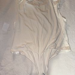 Good American Cream Colored Bodysuit Size 6
