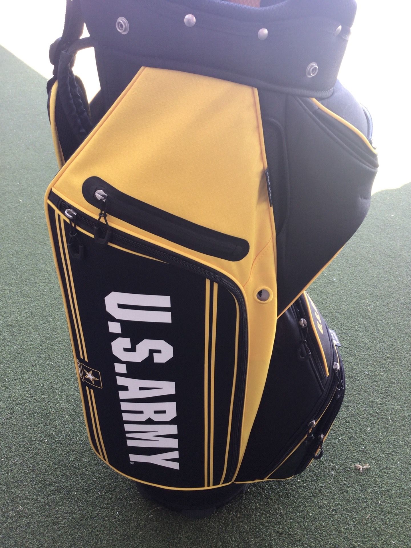 Army 14 way cart bag.