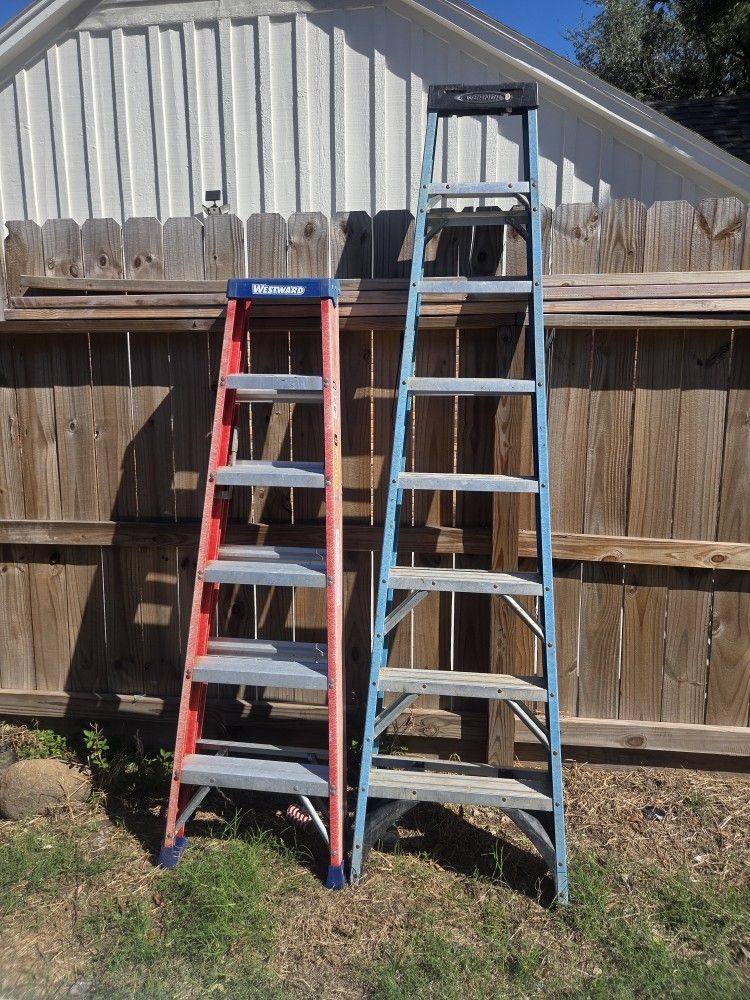 Fiberglass Ladders 8ft & 6ft