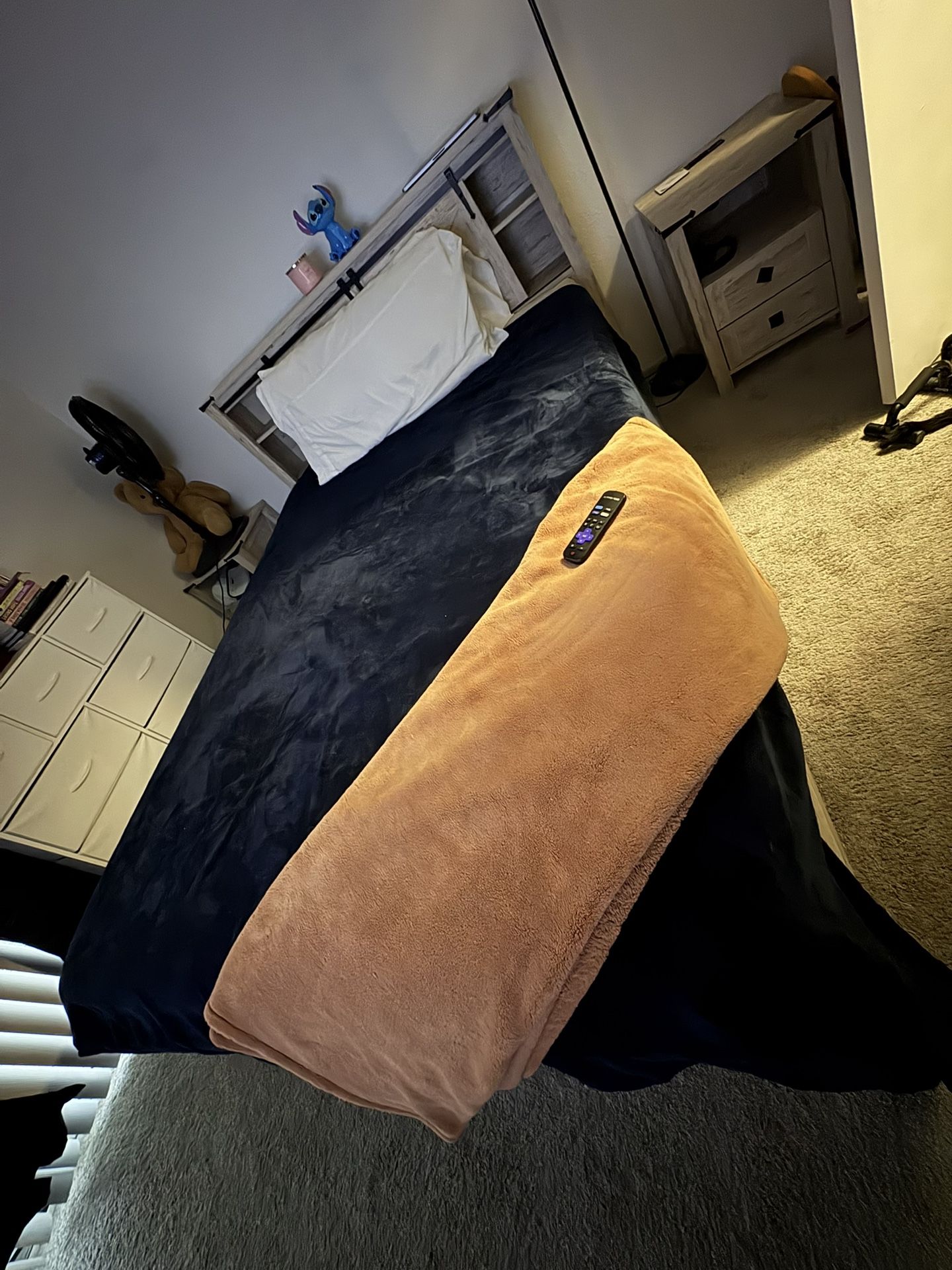 Farmhouse Queen Size Bed Frame (no Mattress)