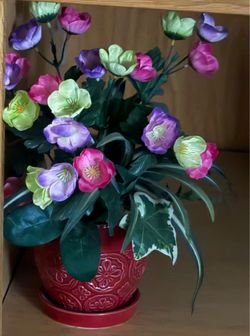 Artificial flowers with pot