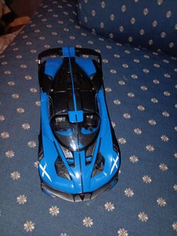 Bugatti Bolide blue and carbon Gray 1/18 diecast model car Burago
